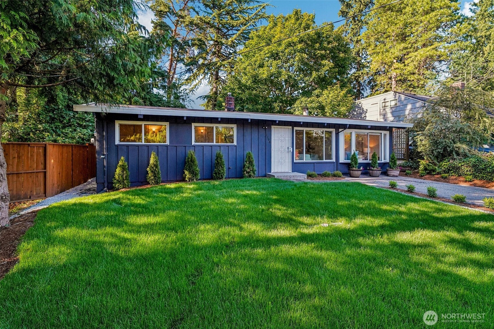 1208 NE Northgate Way — photo
