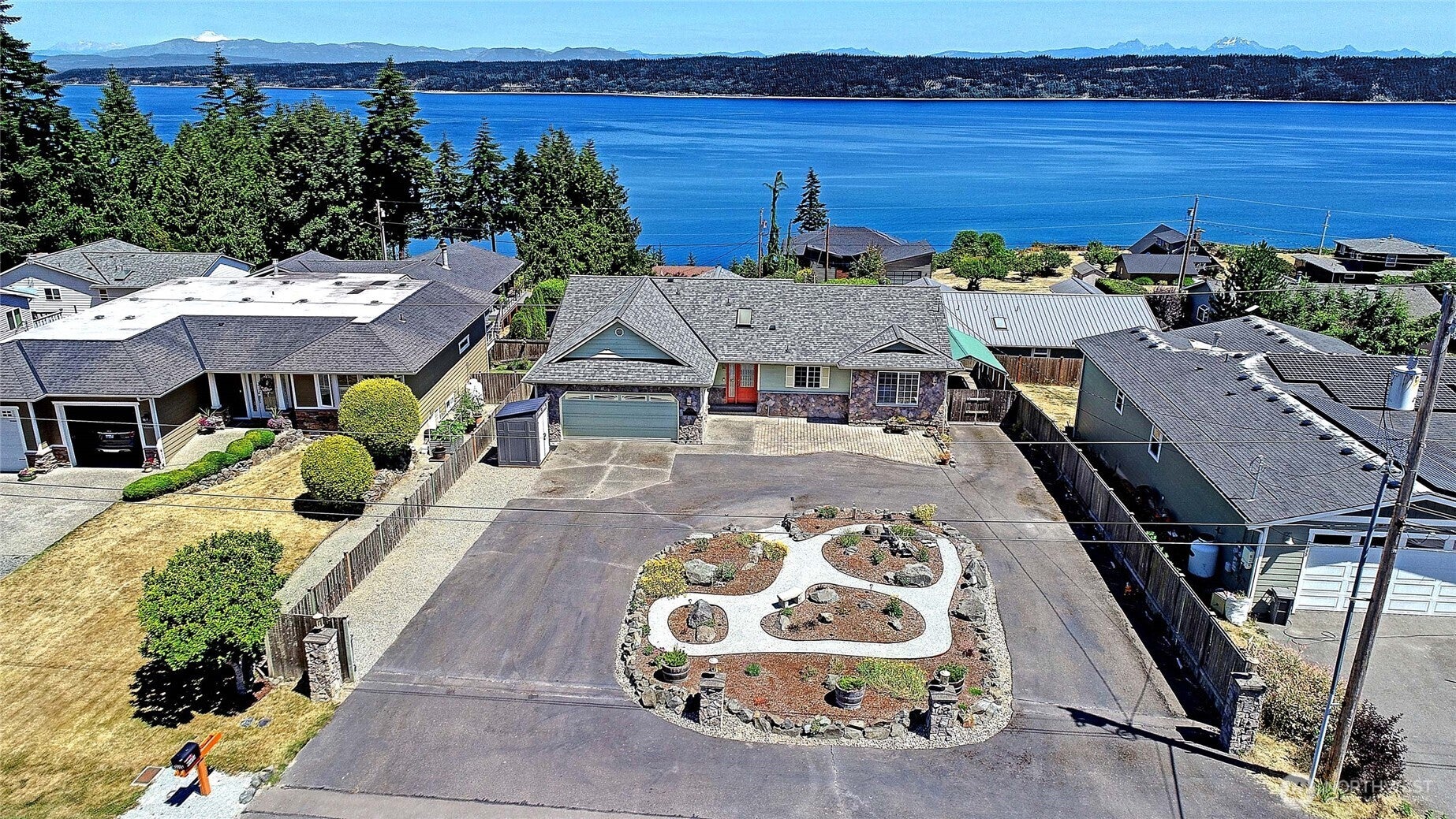 2891 Viewmont Place — photo
