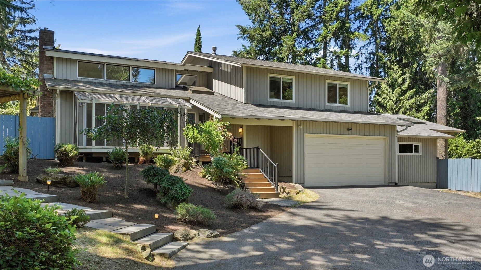 2209 W Lake Sammamish Parkway NE — photo