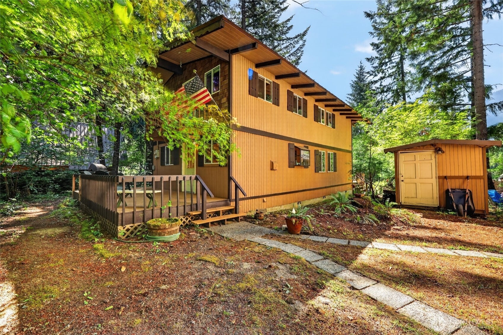 101 Cascade Drive — photo