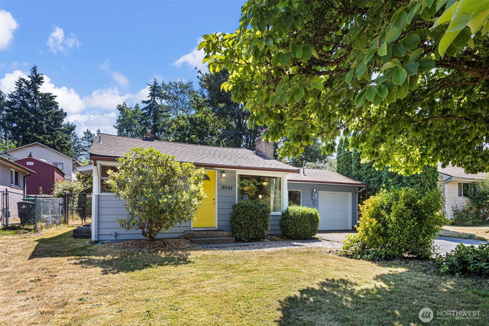 18042 10th Avenue NE — photo