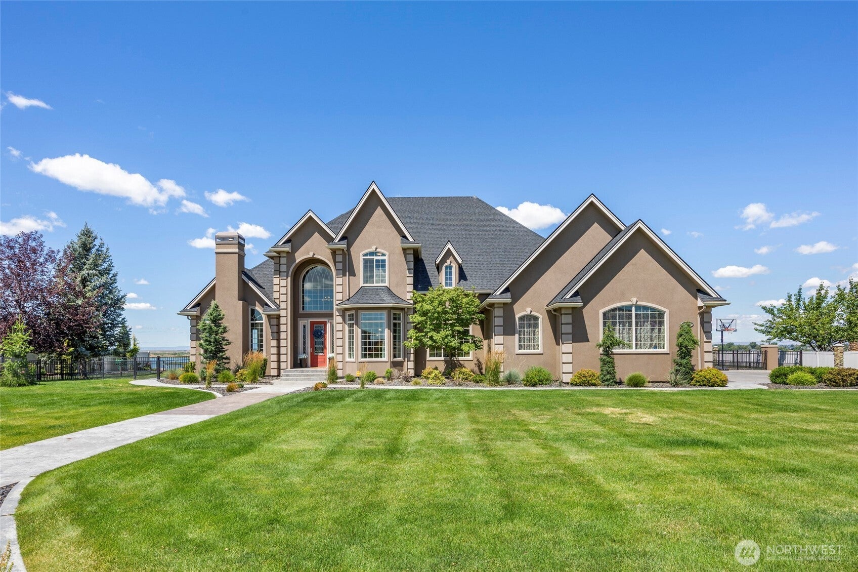 8596 SE Dune Lake Road — photo