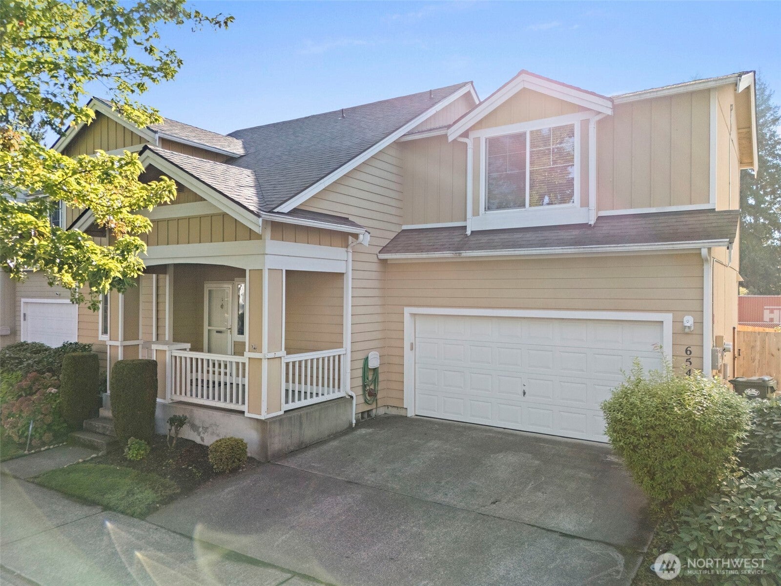 6549 Steamer Drive SE — photo