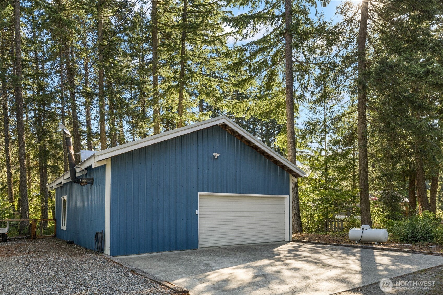 1230 Wapiti Drive — photo