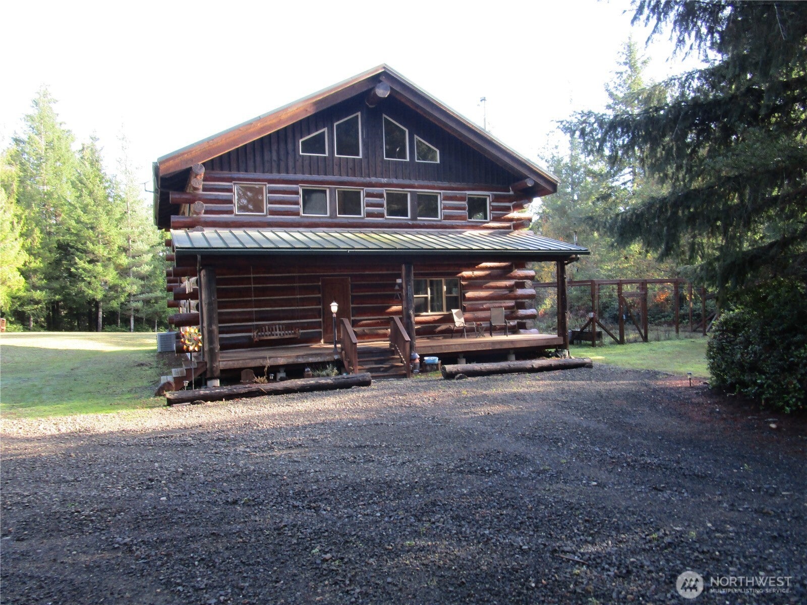40 E Seahawks Way — photo
