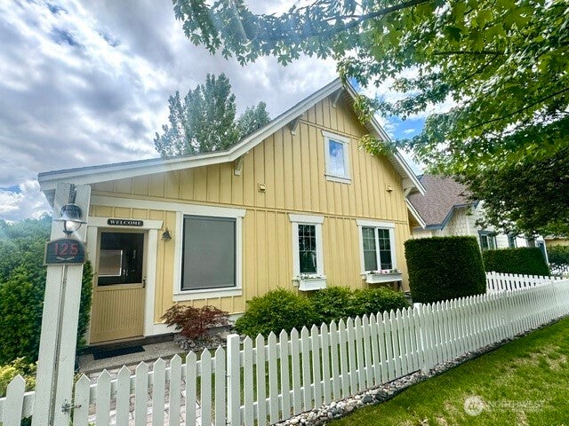 125 Malarkey Lane — photo