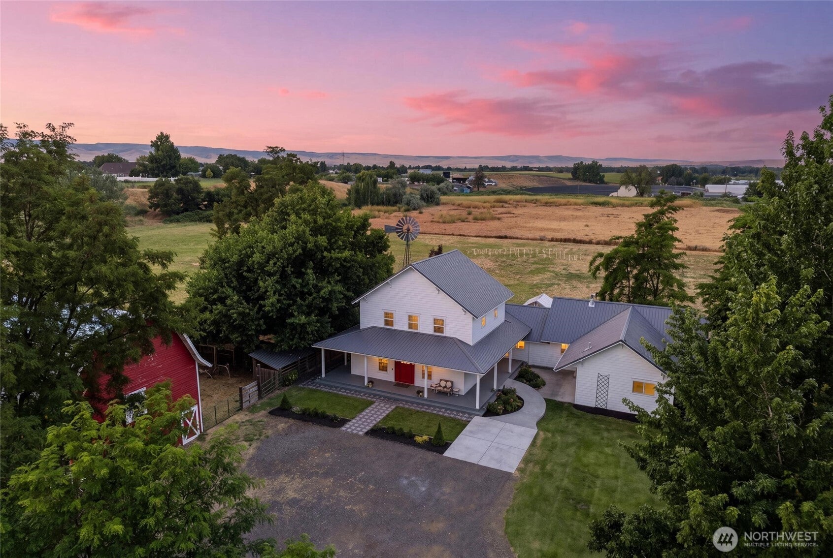 717 County Road 448 — photo
