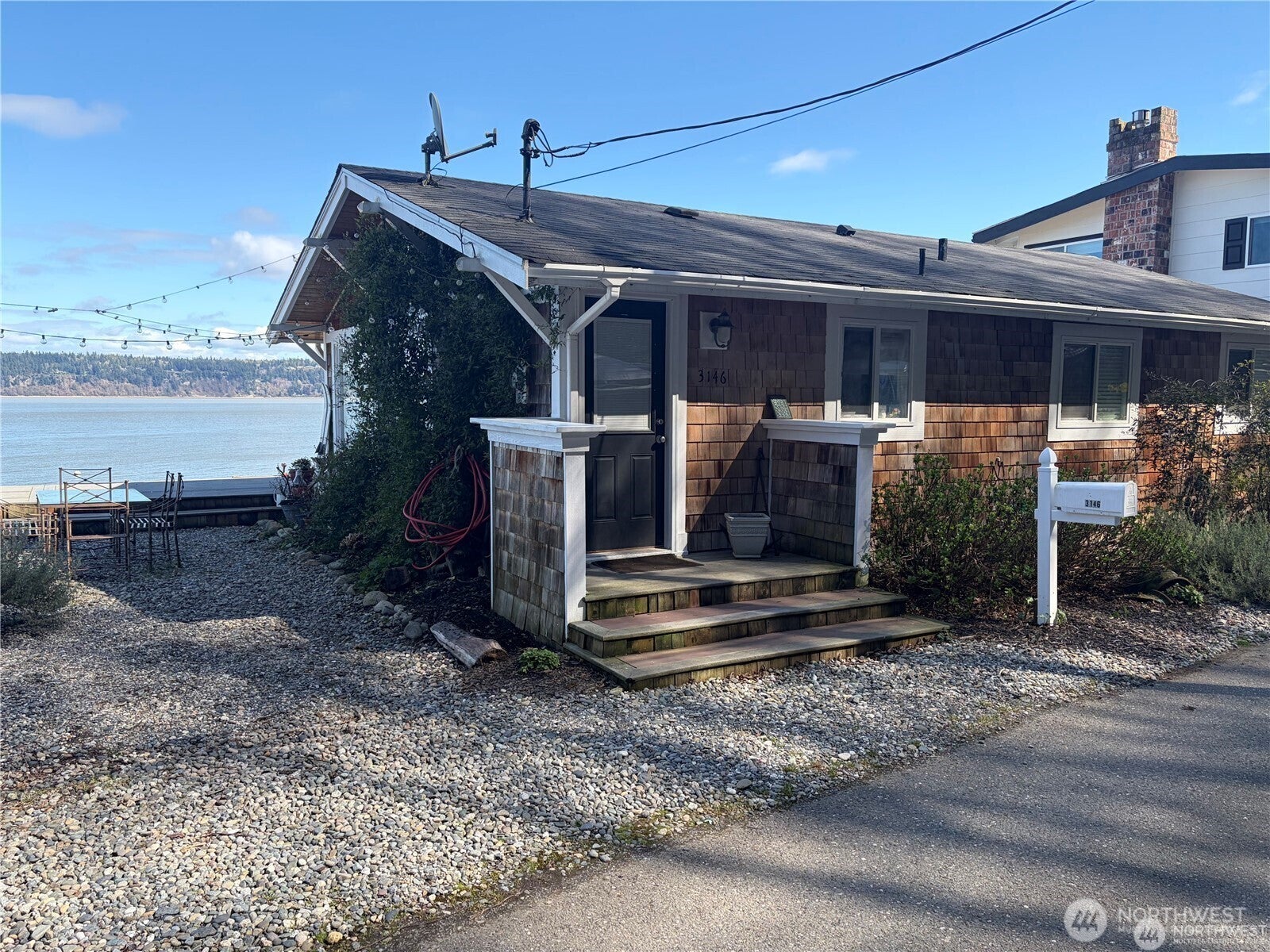 3151 Shoreline Drive — photo