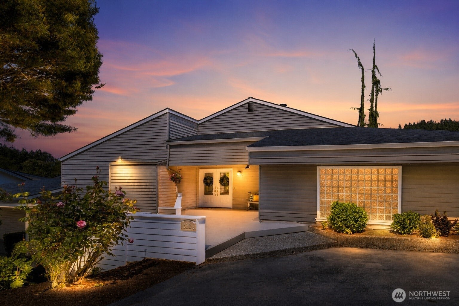 16306 Valhalla Drive — photo