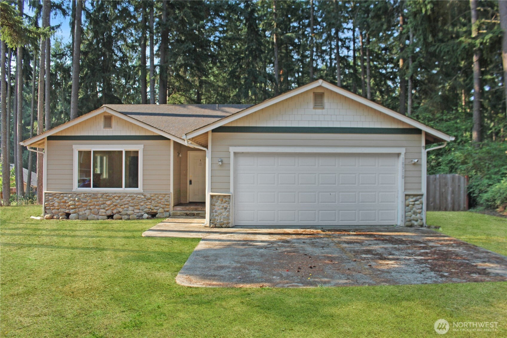 18310 Blue Hills Drive SE — photo