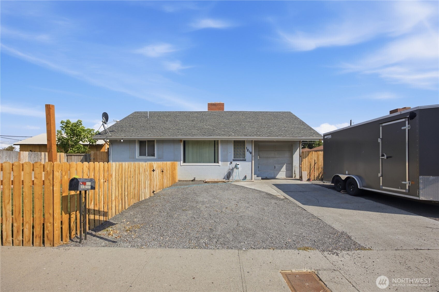1218 SW D St — photo