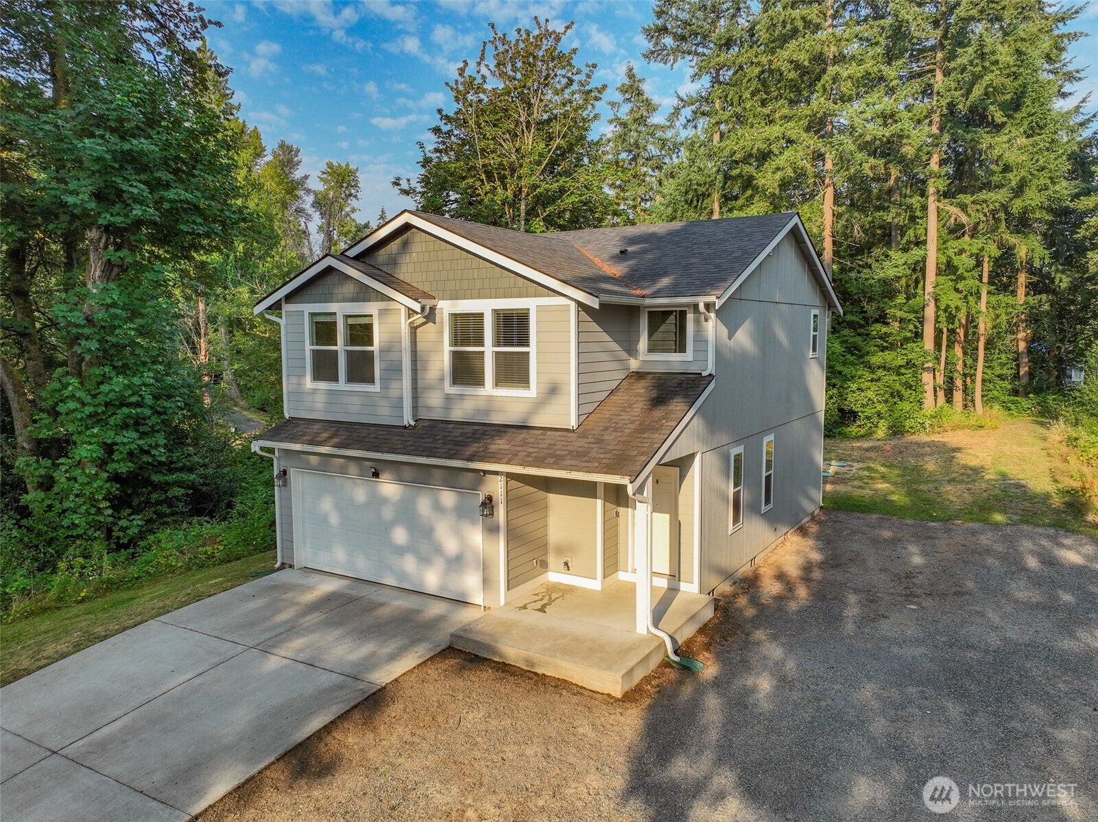2111 Chesney Road E — photo