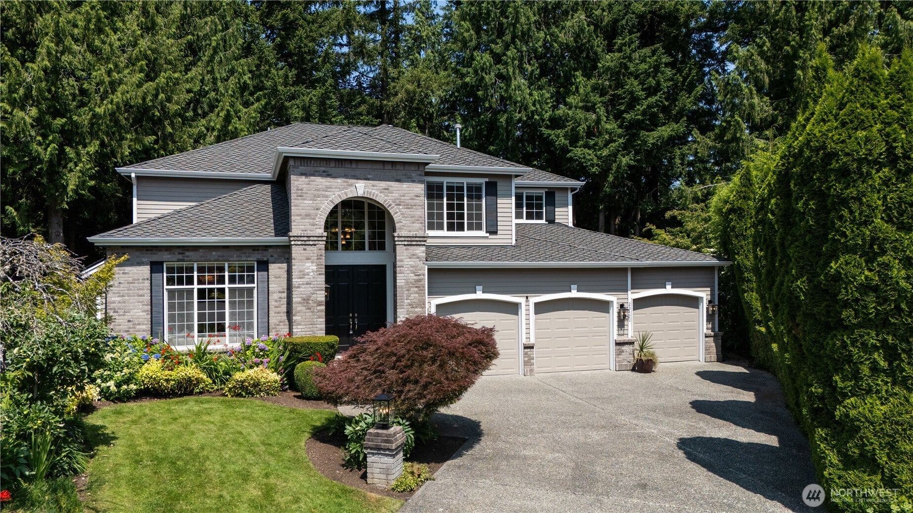 23420 SE 28th Court — photo