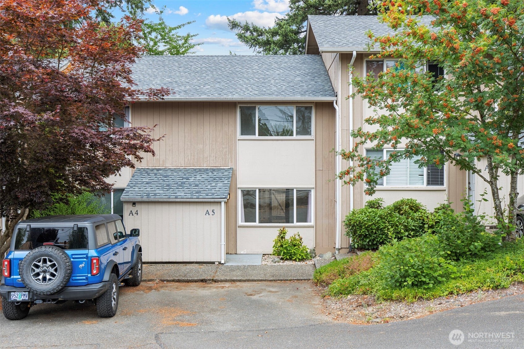 2300 9th Avenue SW a5 — photo