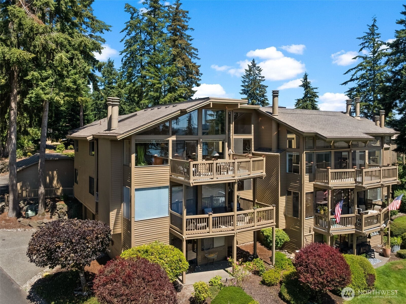 2023 Narrows View Circle NW B214 — photo
