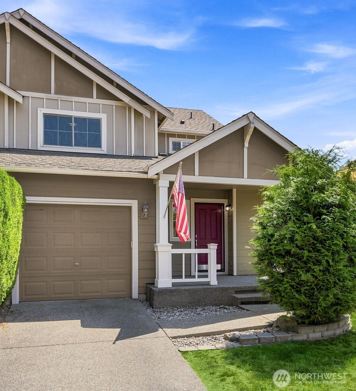 4363 Roxanna Loop SE — photo