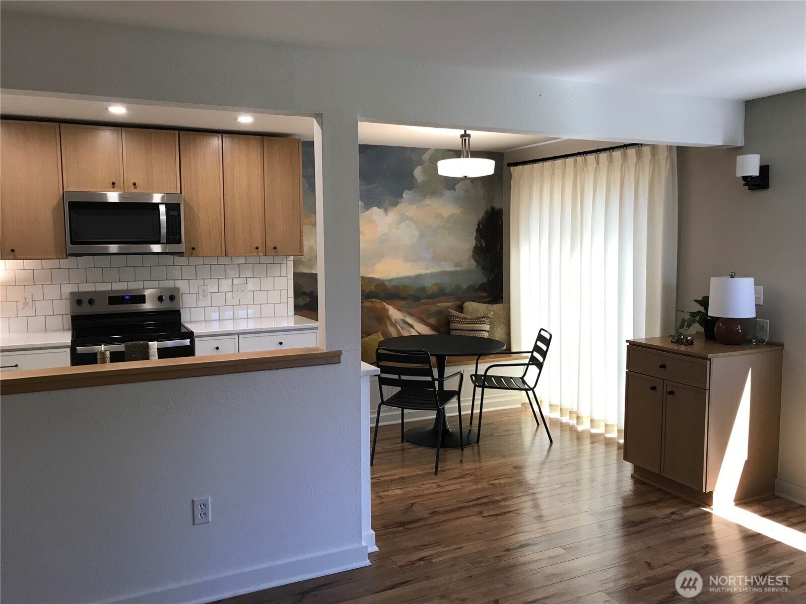 100 Simon 31 — photo