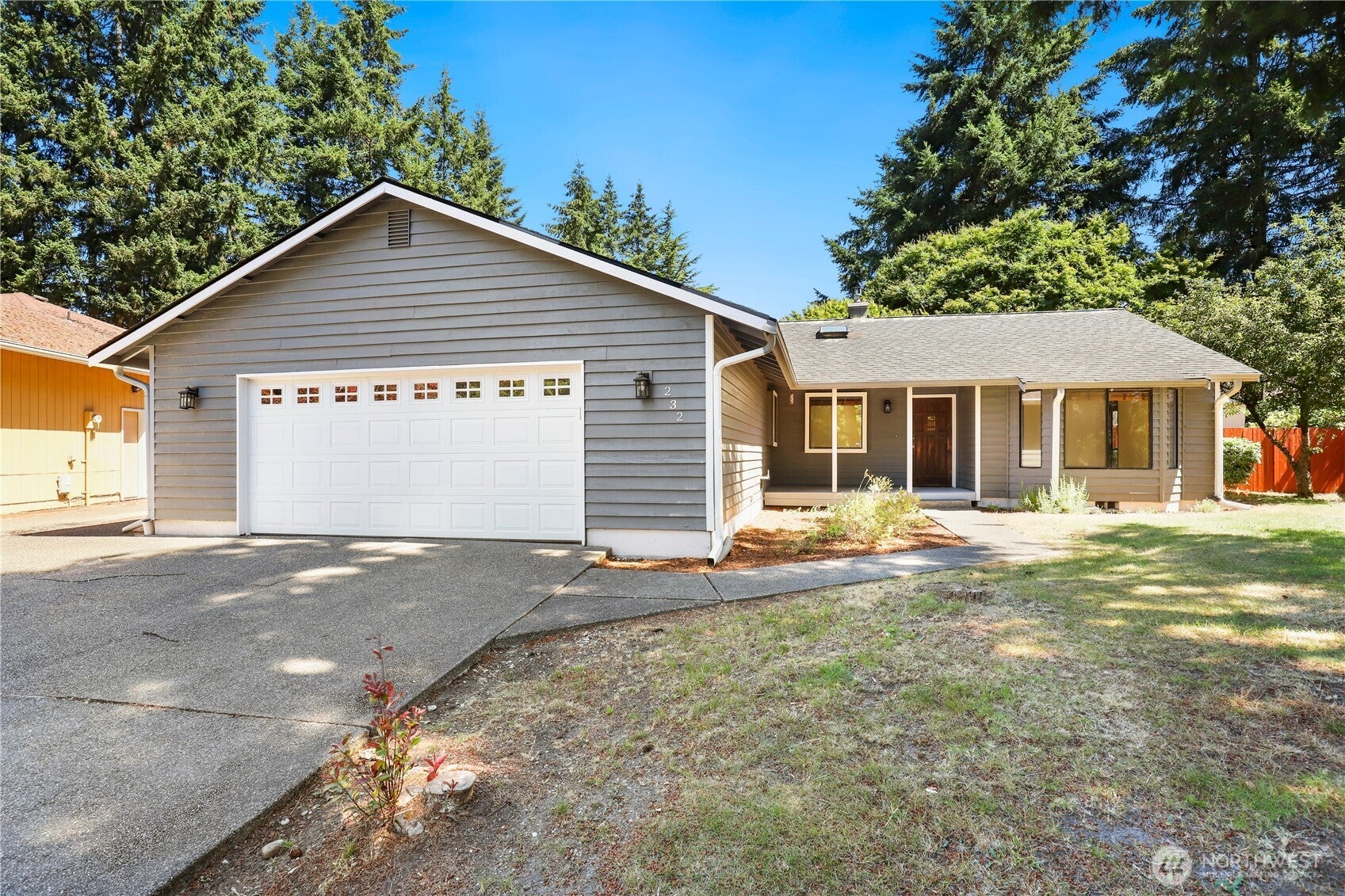 232 Planer Court SE — photo