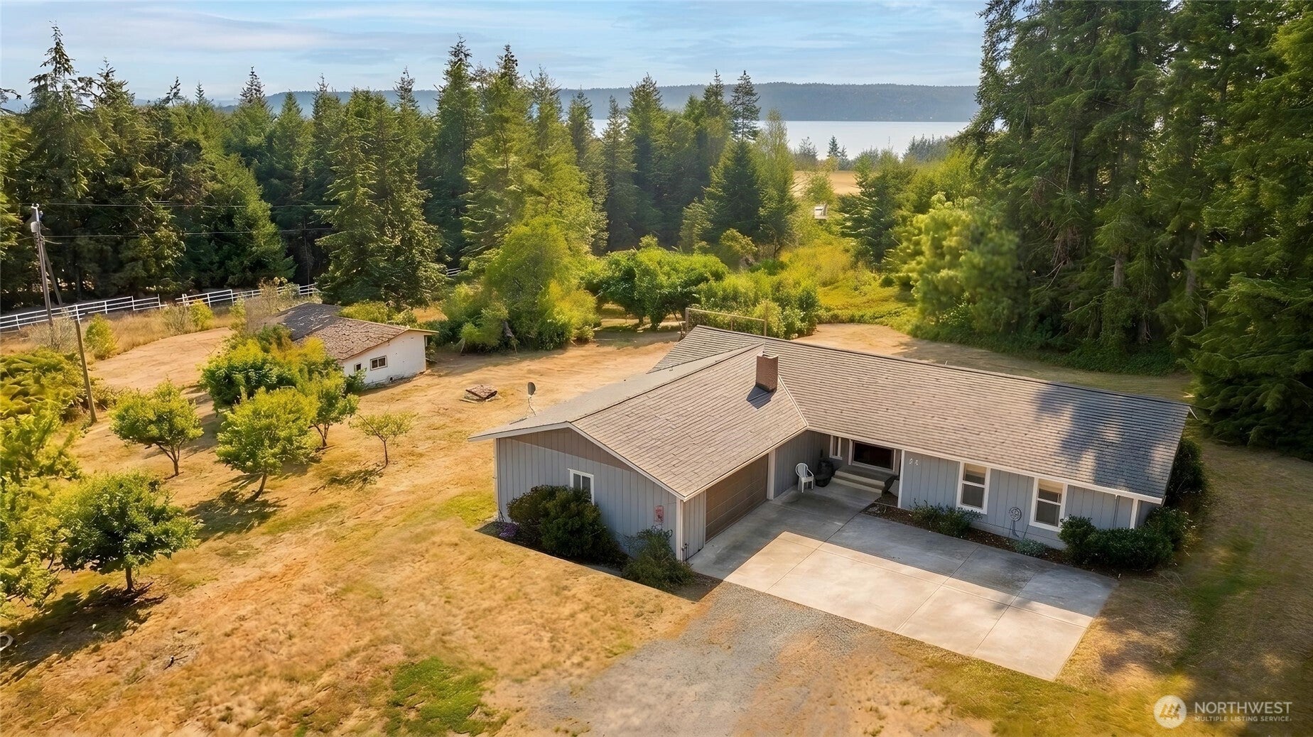 51 Hawks Prairie Road — photo