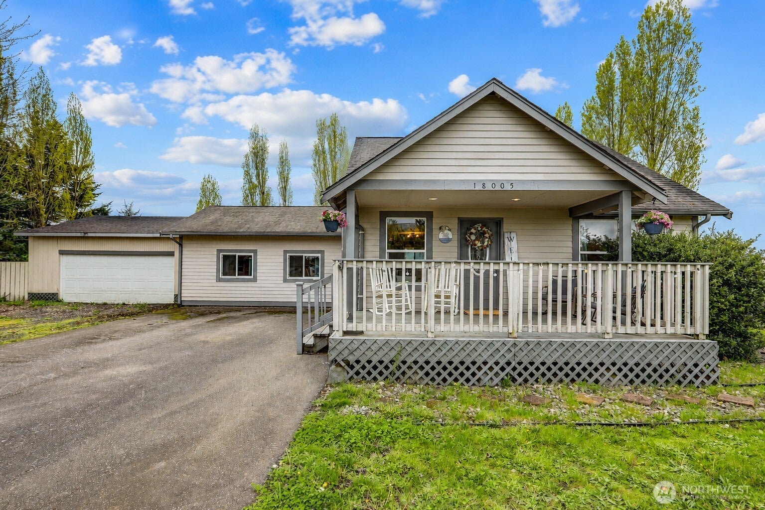 18005 Iris Place SW — photo