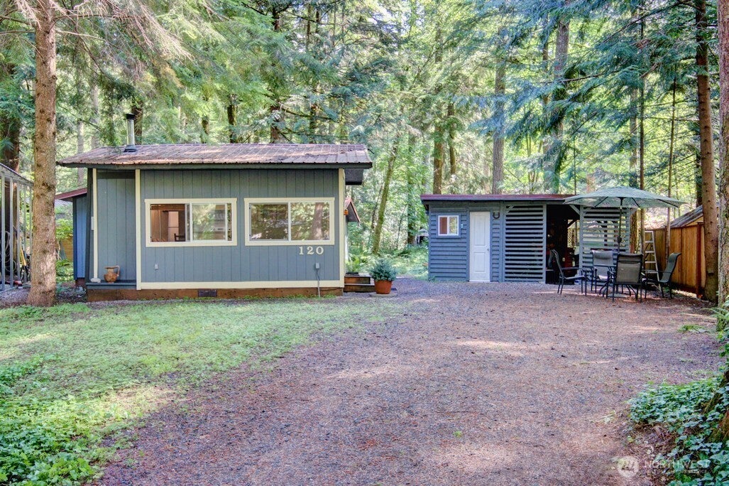 1120 Alder Lane — photo