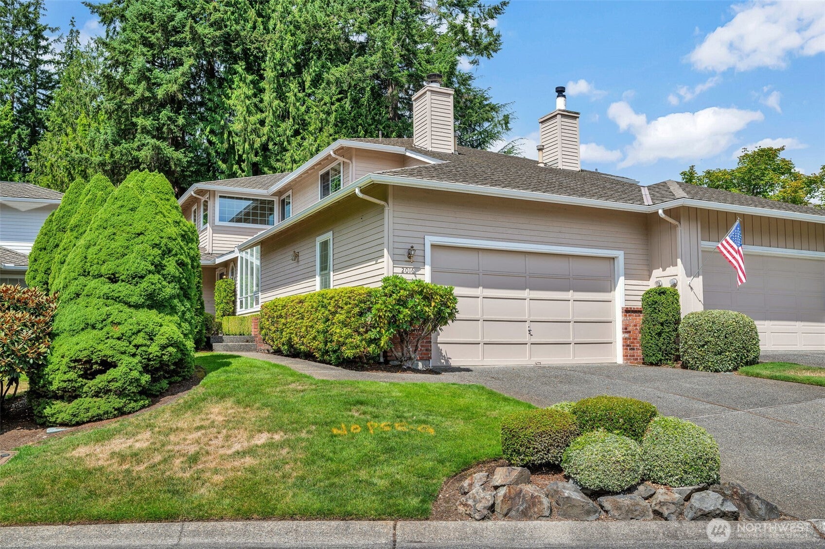 2016 Mill Pointe Drive SE — photo