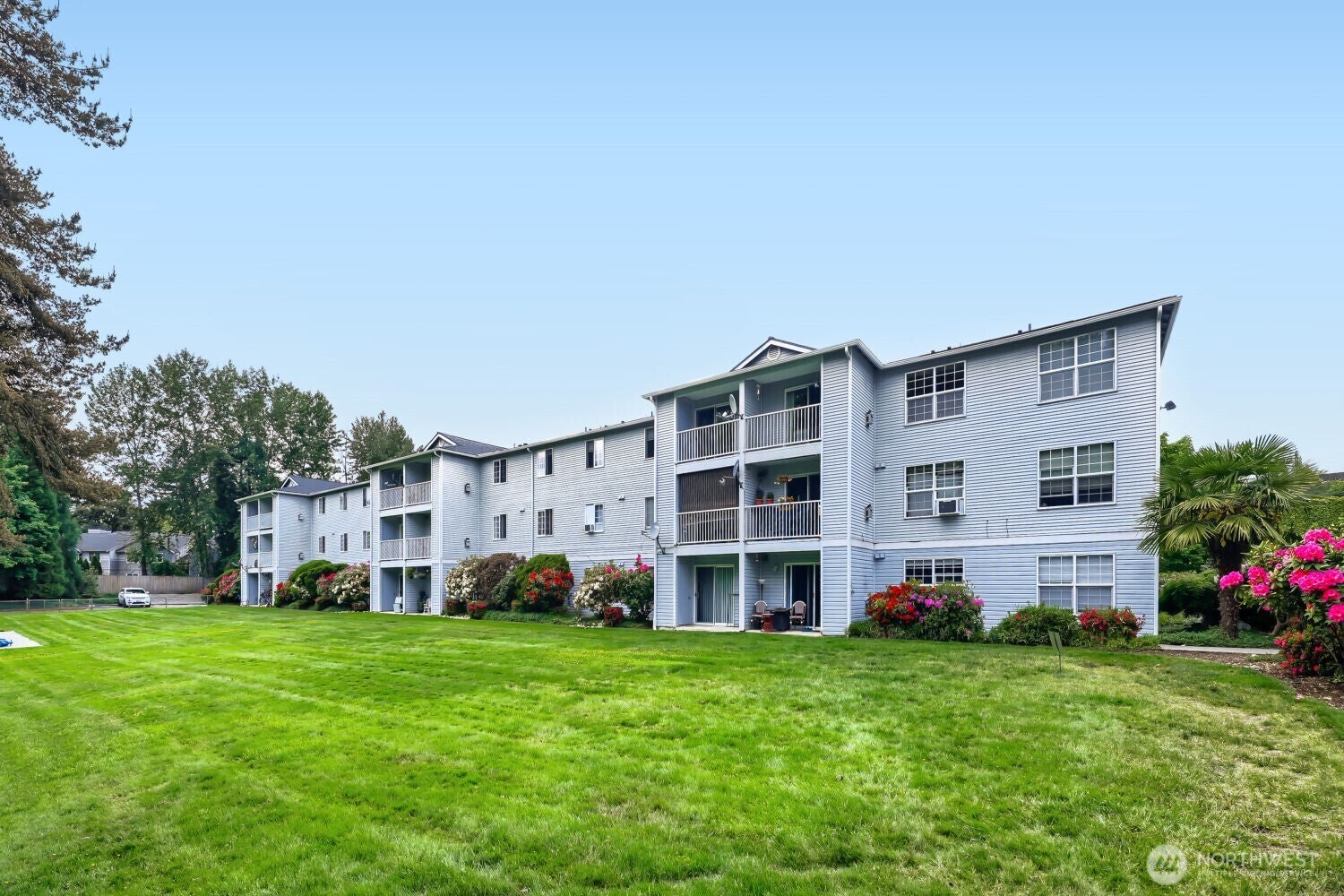 18621 Blueberry Lane B209 — photo