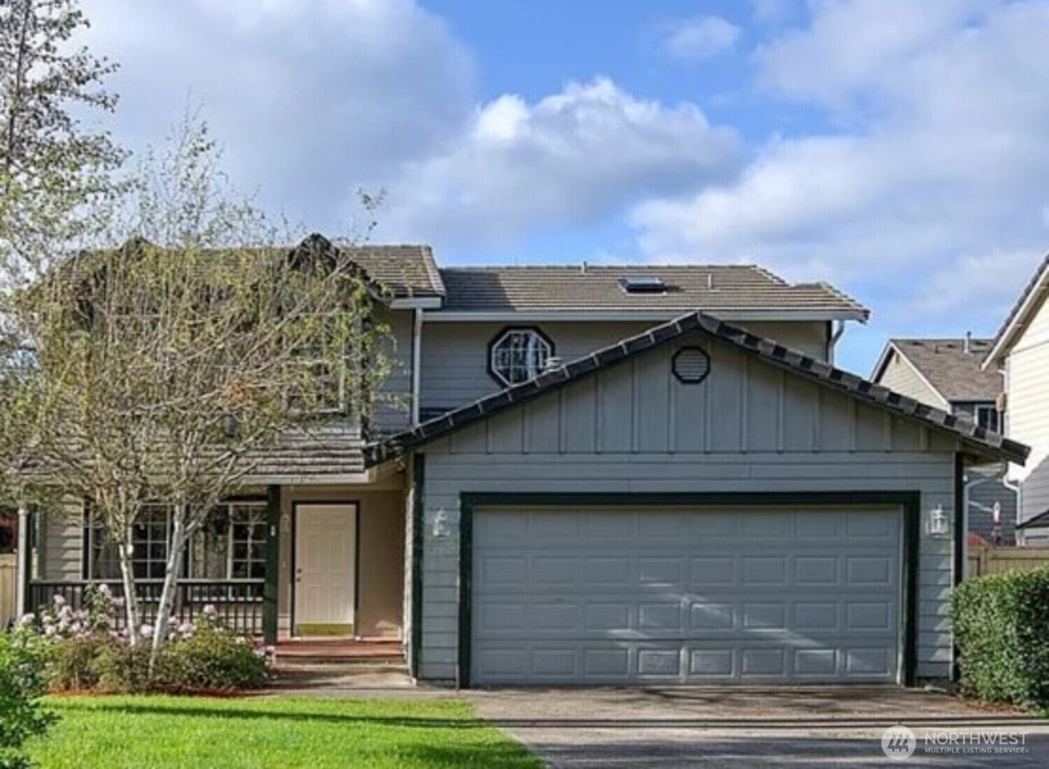 9124 Lewis NE — photo