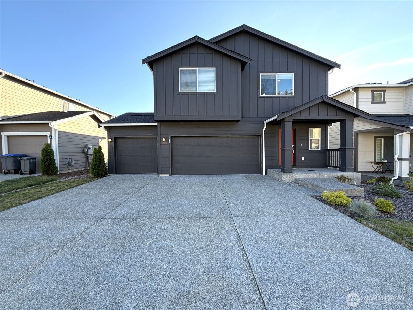 180 NE Olympic Ridge — photo