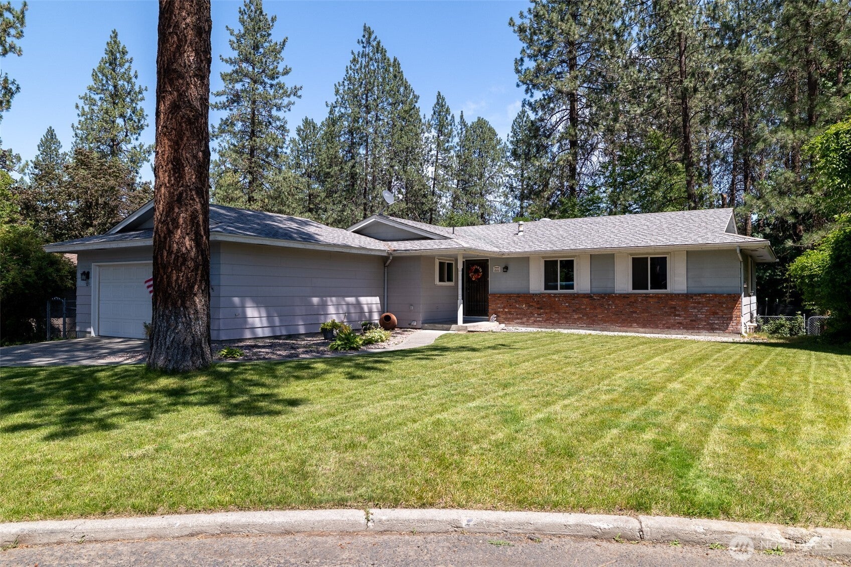 5211 W Myrtlewood Court — photo