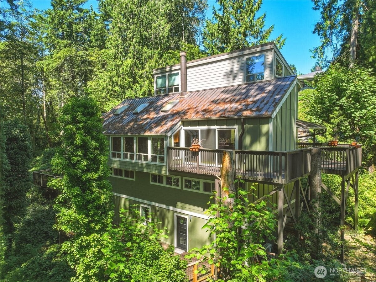2425 Archwood Drive — photo