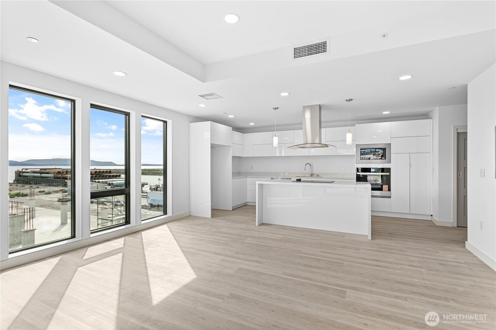 1019 Granary Avenue 412 — photo