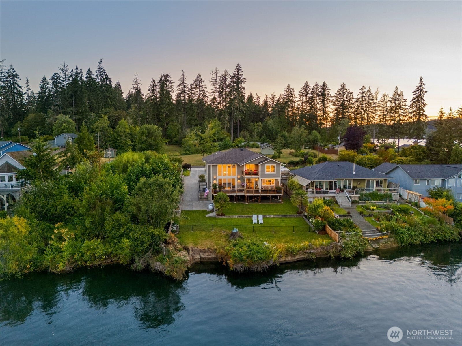 31 SE Skookum View Drive — photo