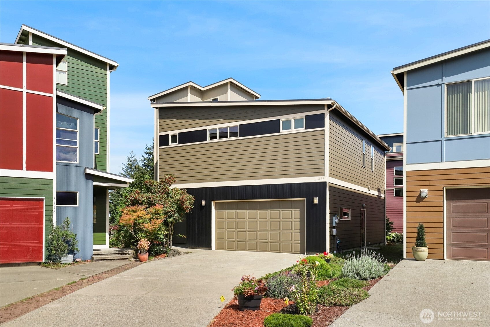 3128 Banks Lane SW — photo