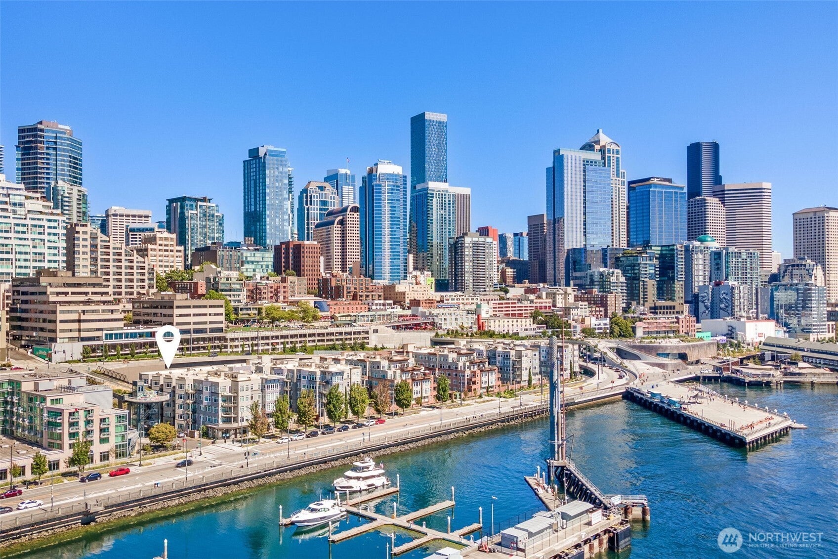 2000 Alaskan Way 543 — photo