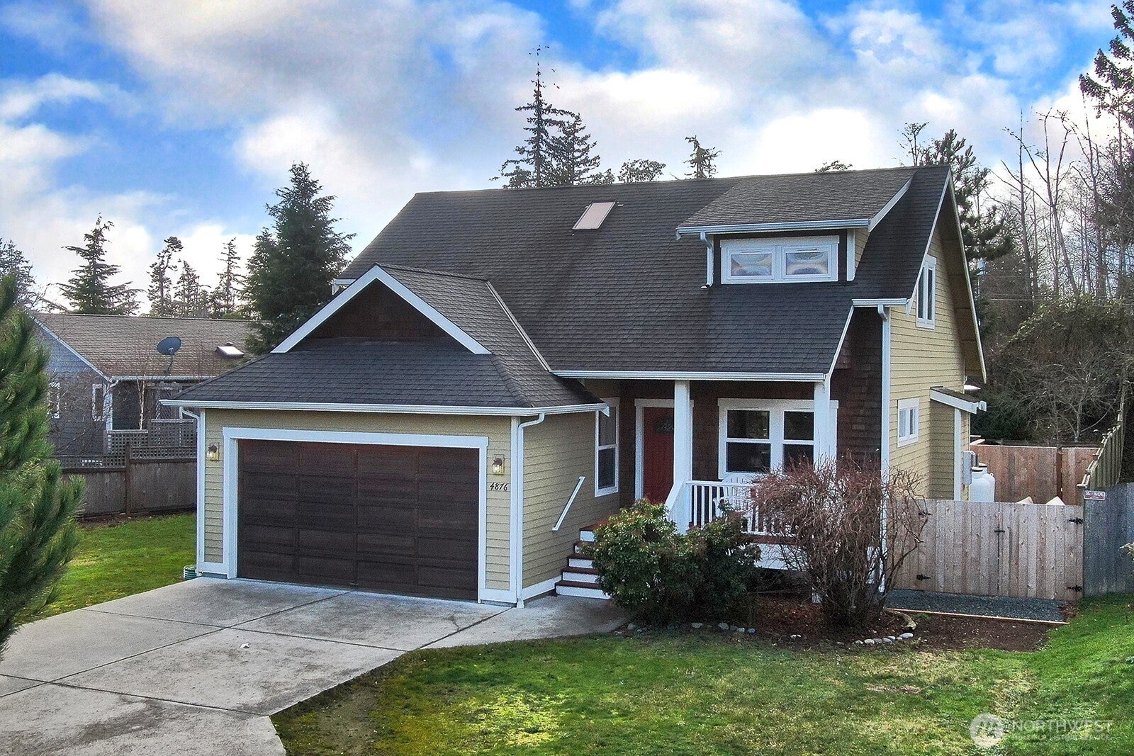 4876 Breezefair Road — photo