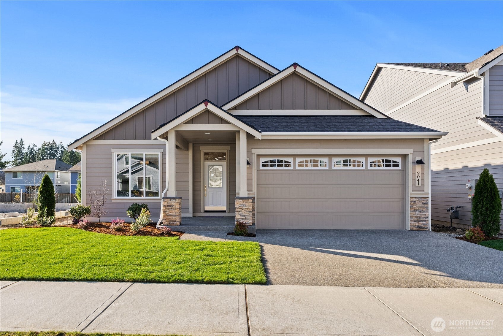 9049 Wyatt Loop SE — photo
