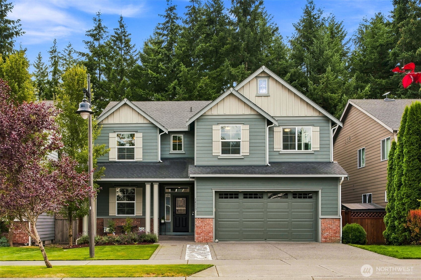 14117 Parkview Drive E — photo