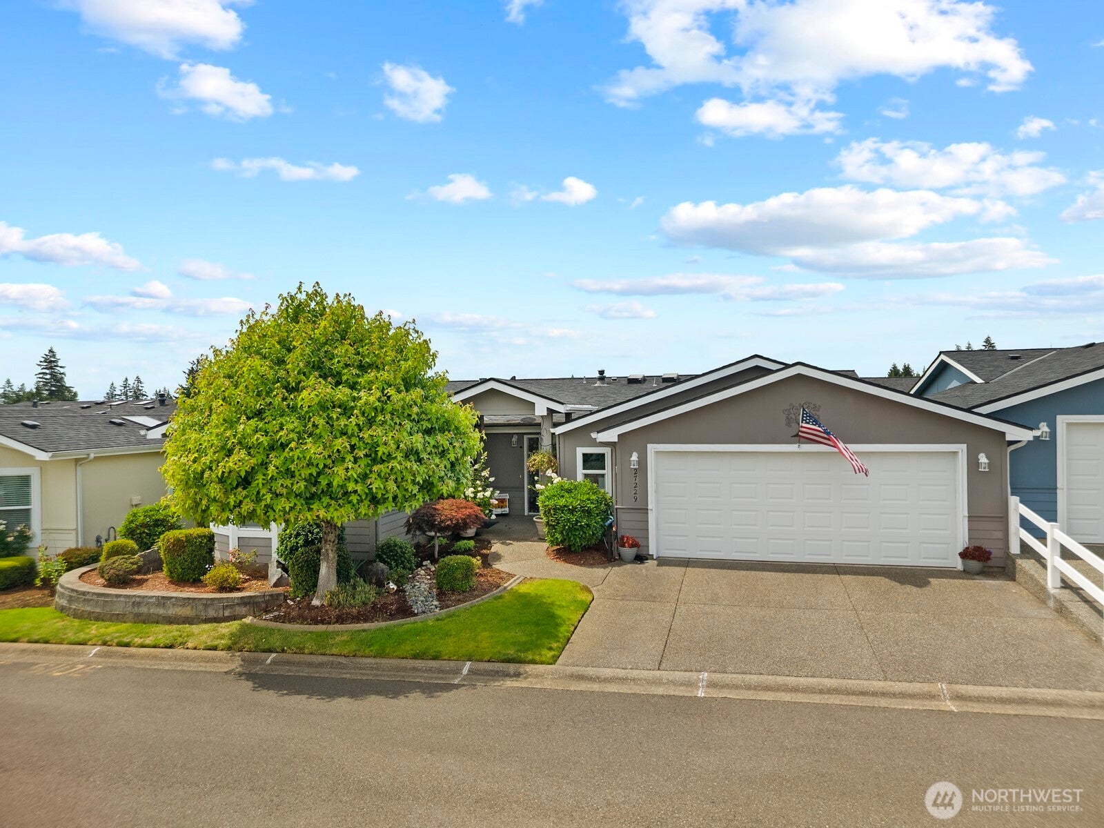 27229 217th Place SE 162 — photo
