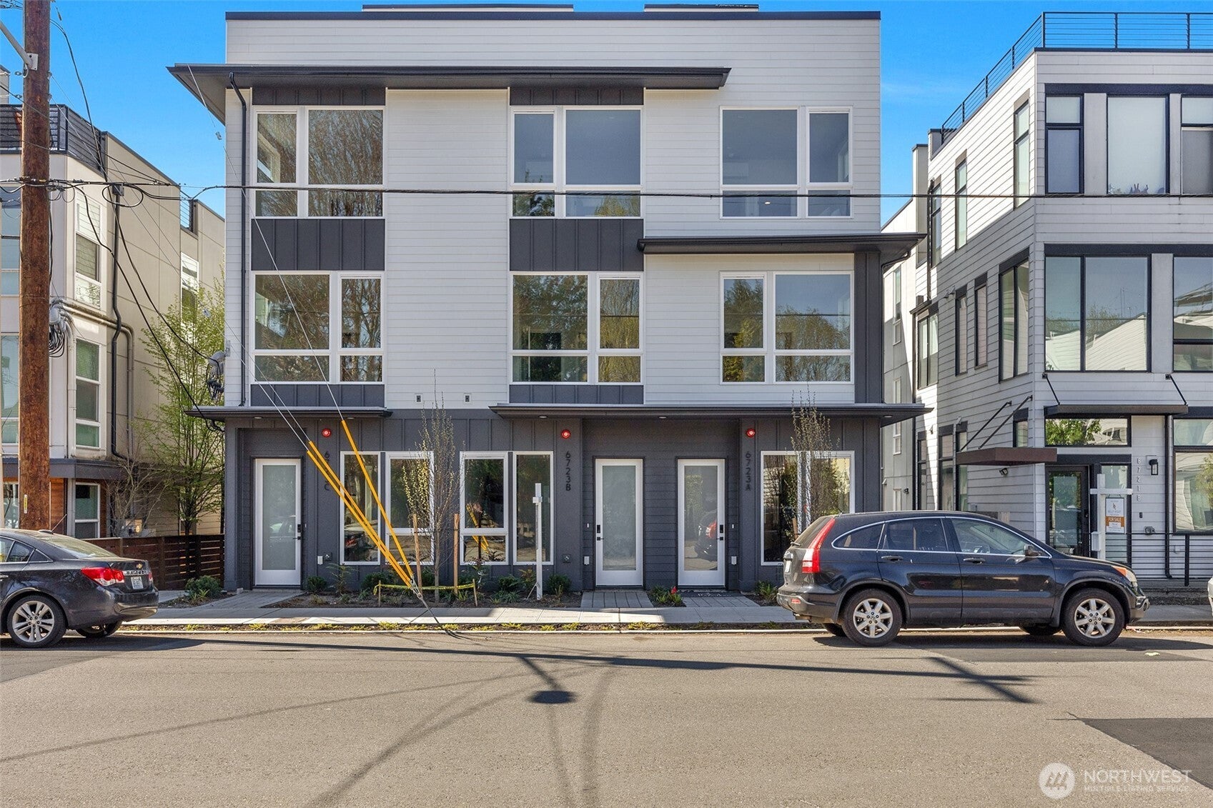6723 Carleton Avenue S B — photo