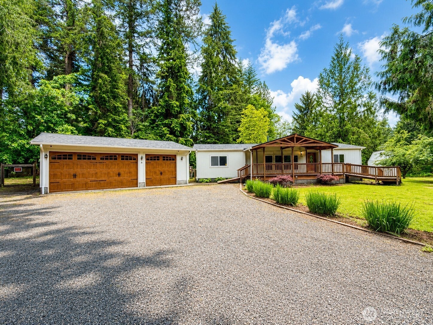 6530 137th Drive NE — photo