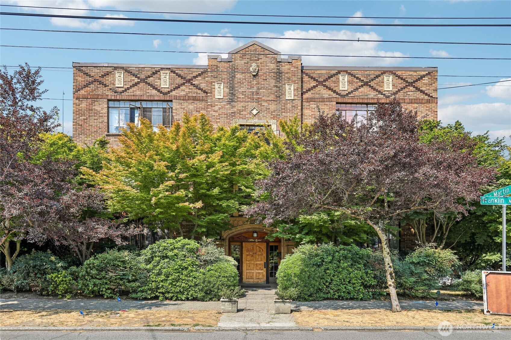 3121 Franklin Avenue E 1 — photo