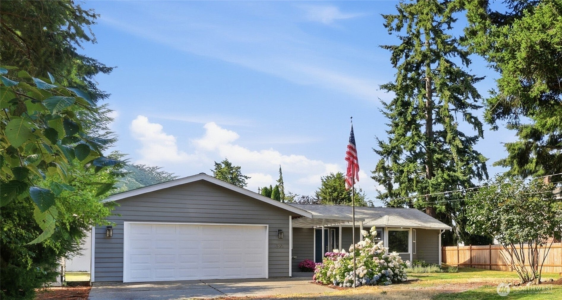 390 Cambrae Drive — photo
