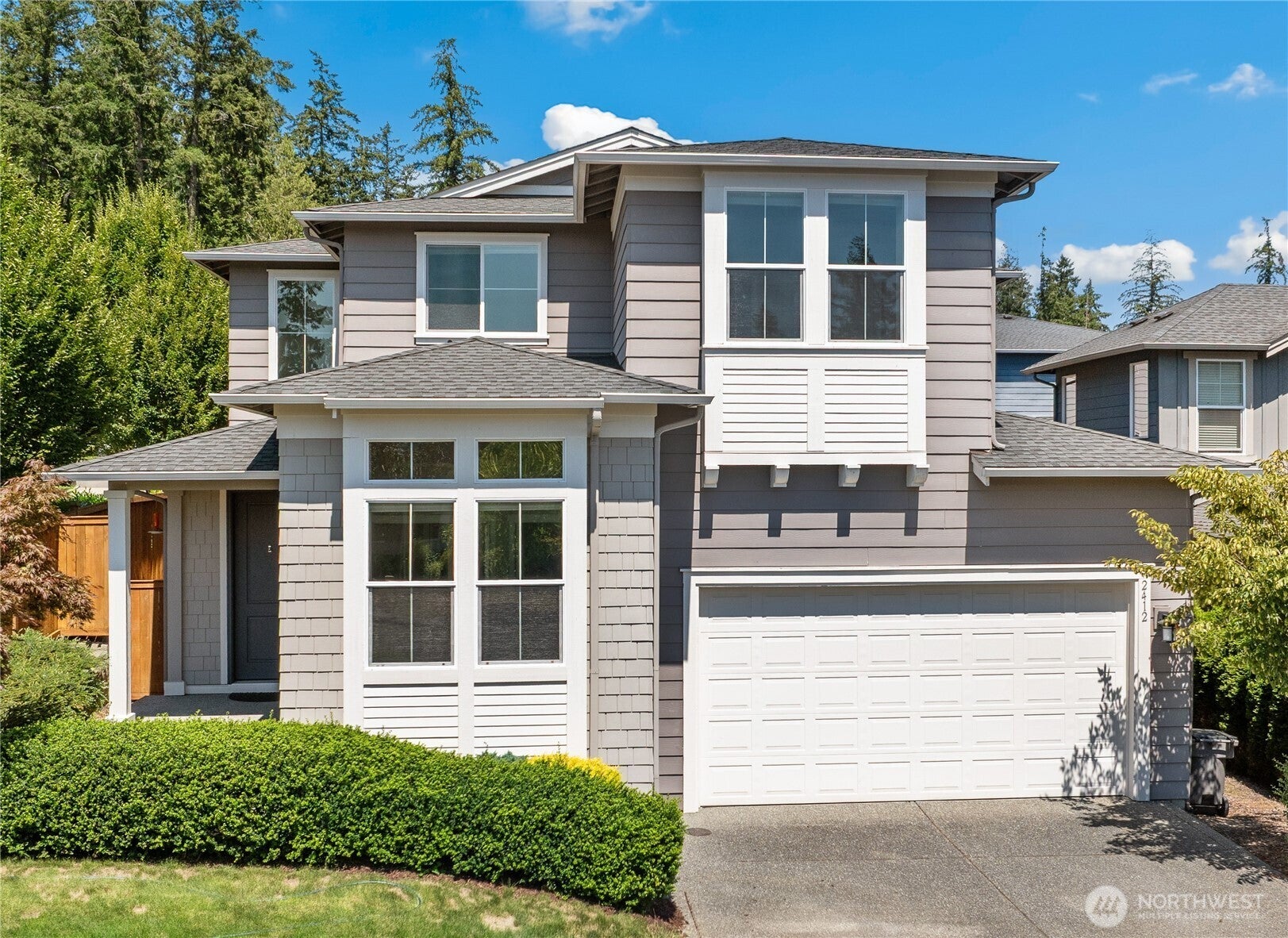 2412 NE Boulderstone Court — photo