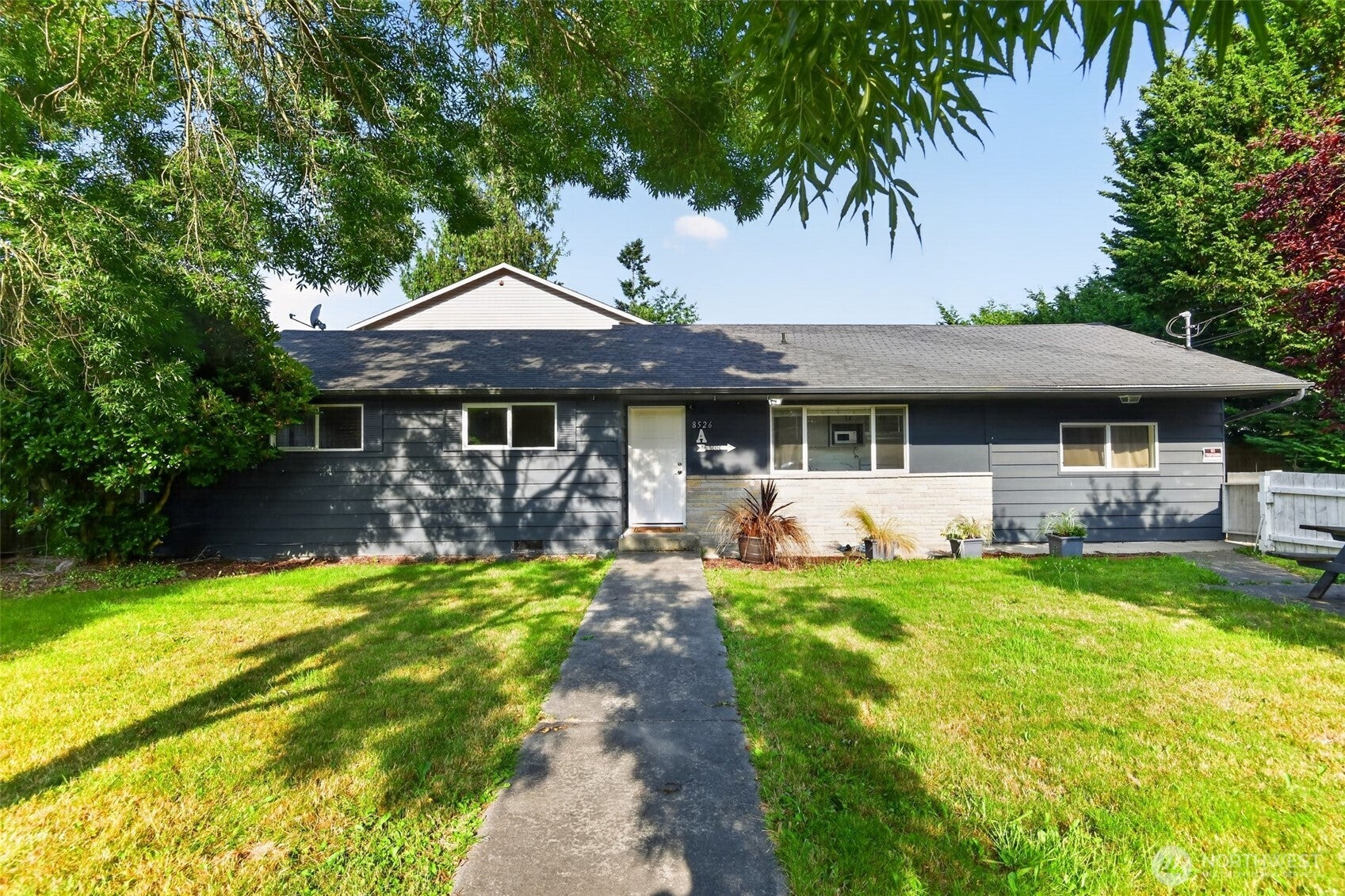 8526 8th Avenue W a — photo