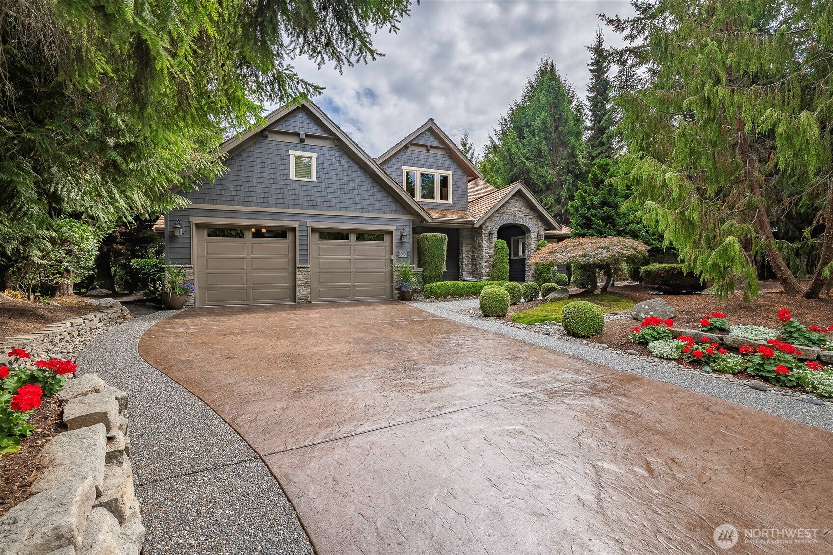 8660 Great Horned Owl Lane — photo