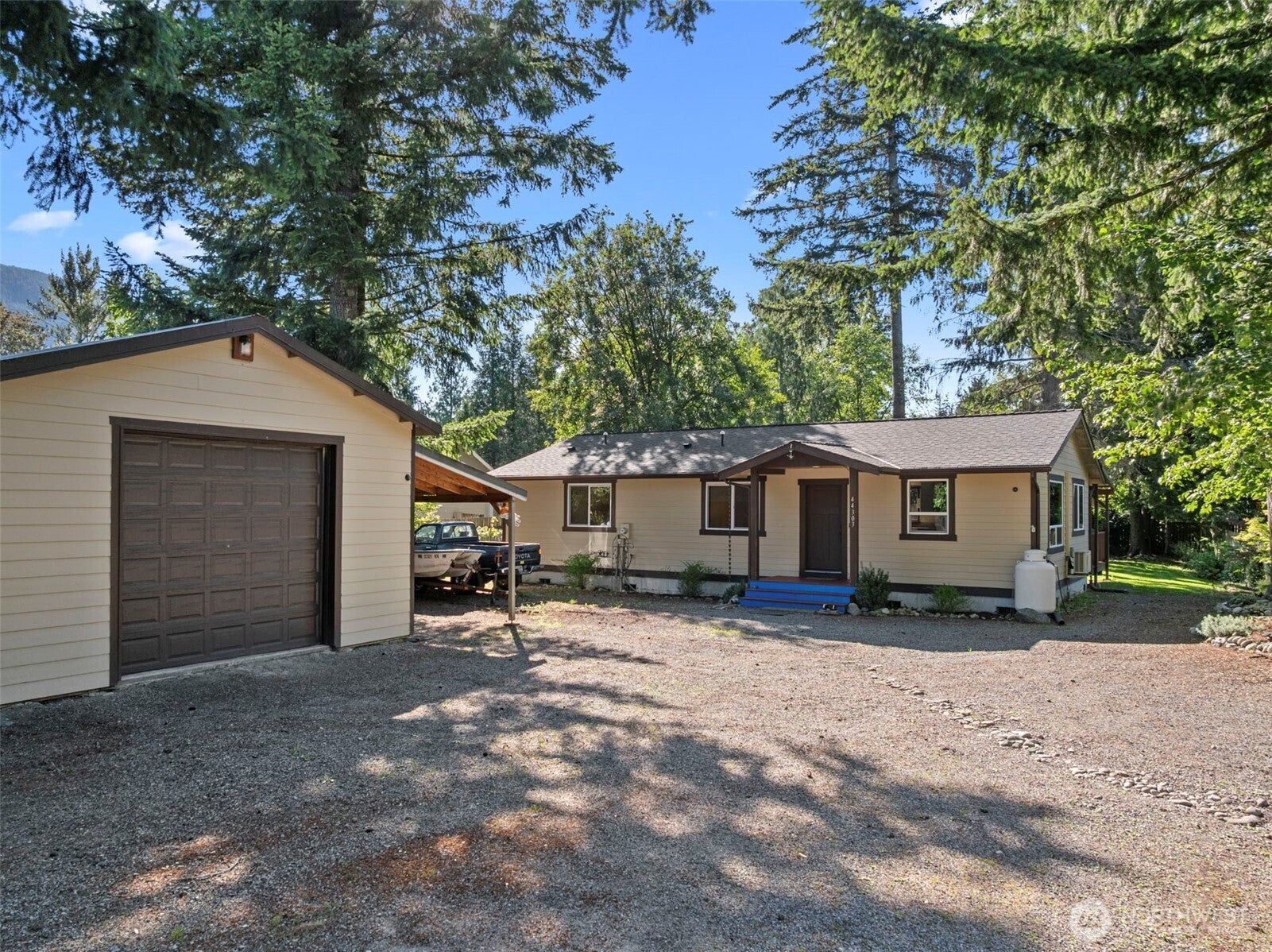 44303 Pine Road — photo
