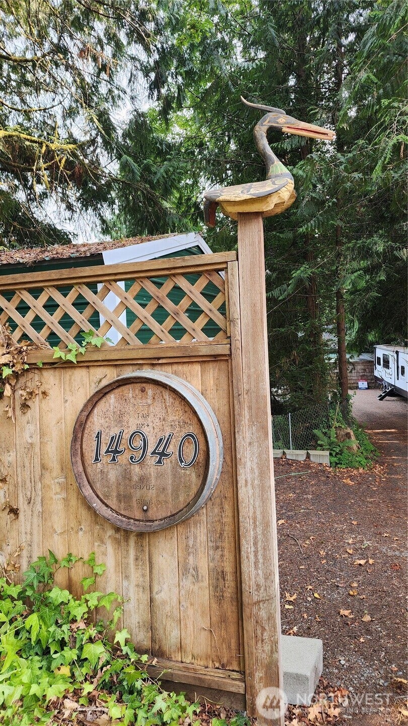 14940 Cedarwood Drive SE — photo