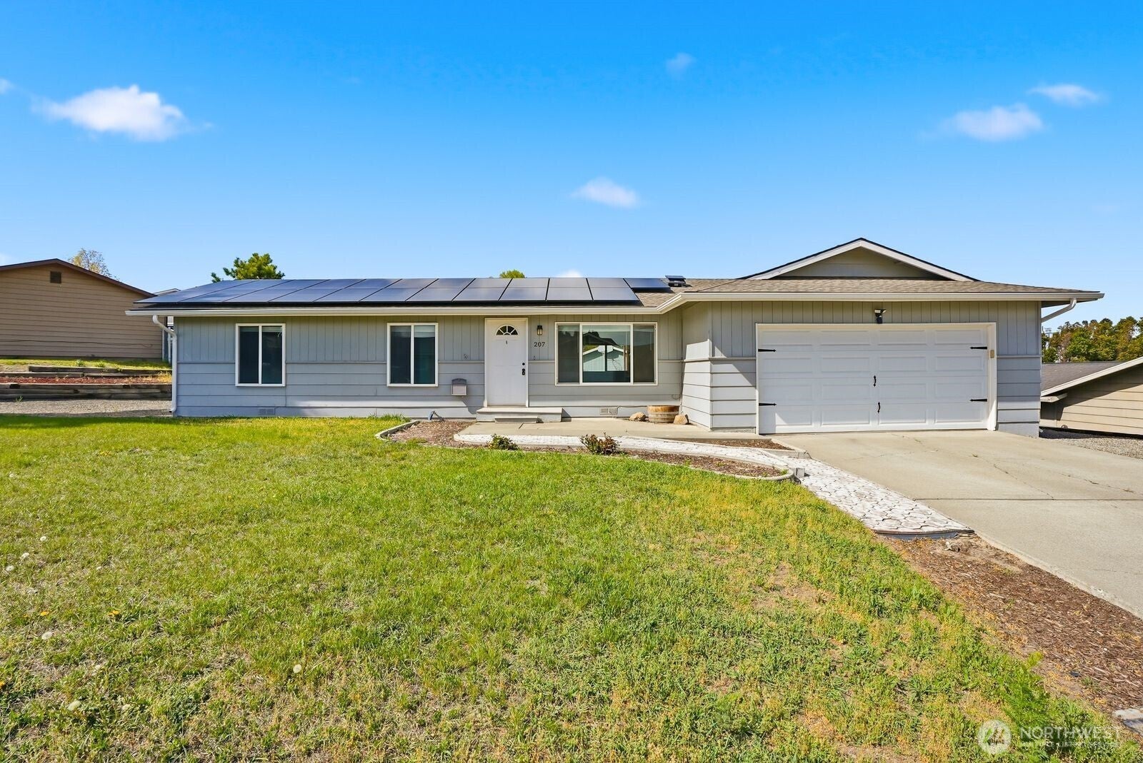 207 Palmer Drive — photo