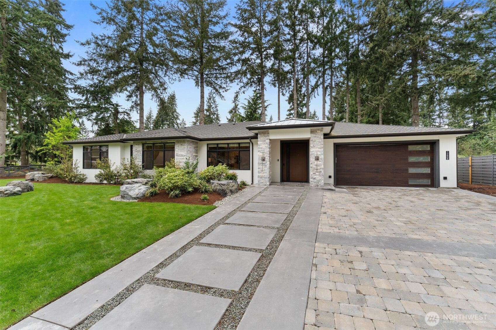 12608 NE 30th Street — photo